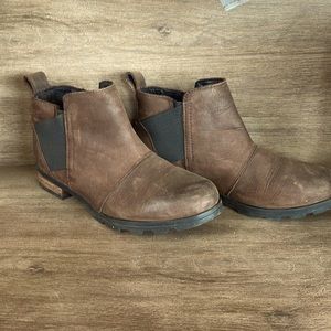 Sorel Chelsea boots